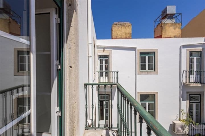 2 bedrooms apartment for sale in Misericordia, Portugal - Image 10