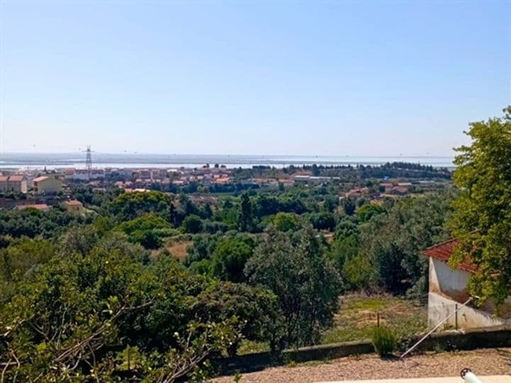 Apartment for sale in Vila Franca De Xira, Portugal - Image 2