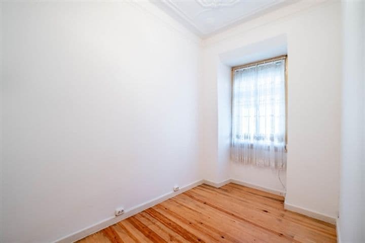 4 bedrooms apartment for sale in Estrela, Portugal - Image 10