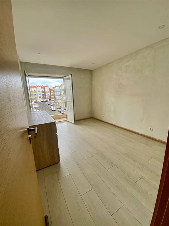 2 bedrooms apartment for sale in Cacem e Sao Marcos, Portugal - Image 4