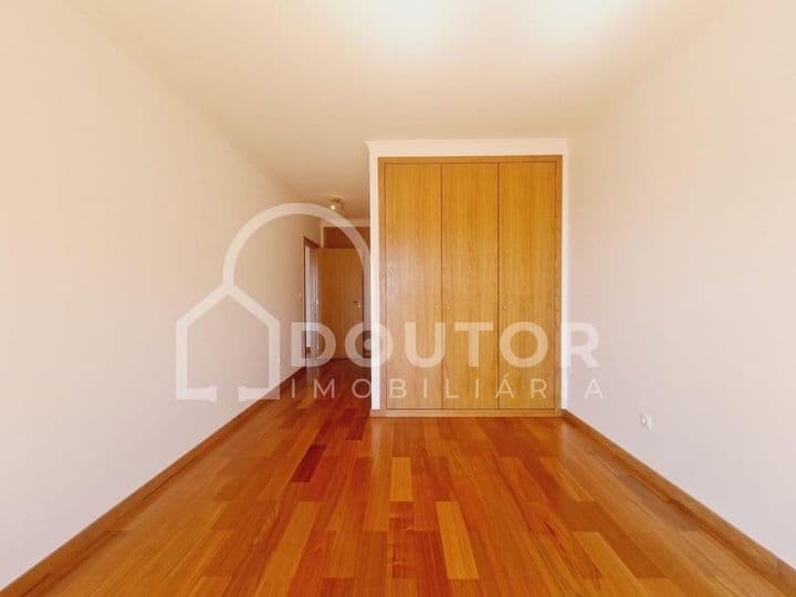 2 bedrooms apartment for sale in Sao Martinho, Portugal - Image 9