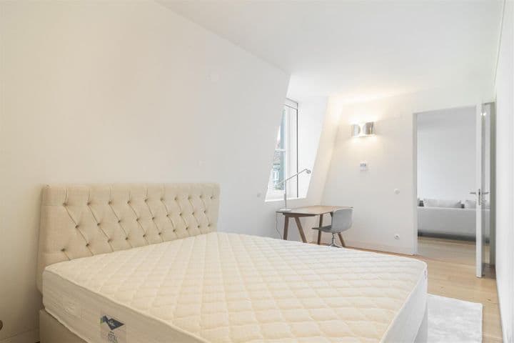 1 bedroom apartment for sale in Chiado, Portugal - Image 10