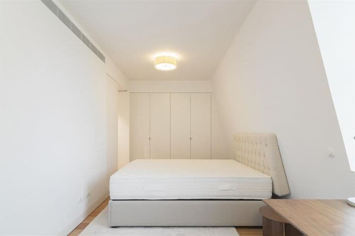 1 bedroom apartment for sale in Chiado, Portugal - Image 9