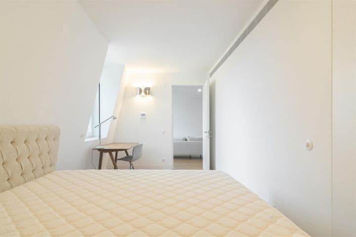 1 bedroom apartment for sale in Chiado, Portugal - Image 11