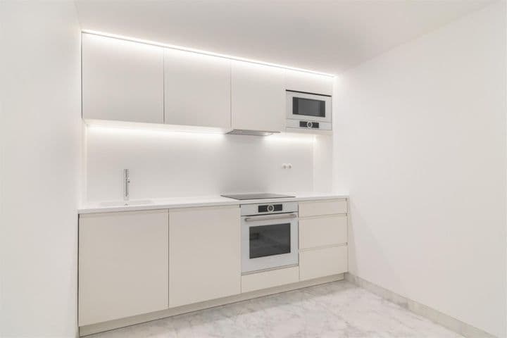 1 bedroom apartment for sale in Chiado, Portugal - Image 5