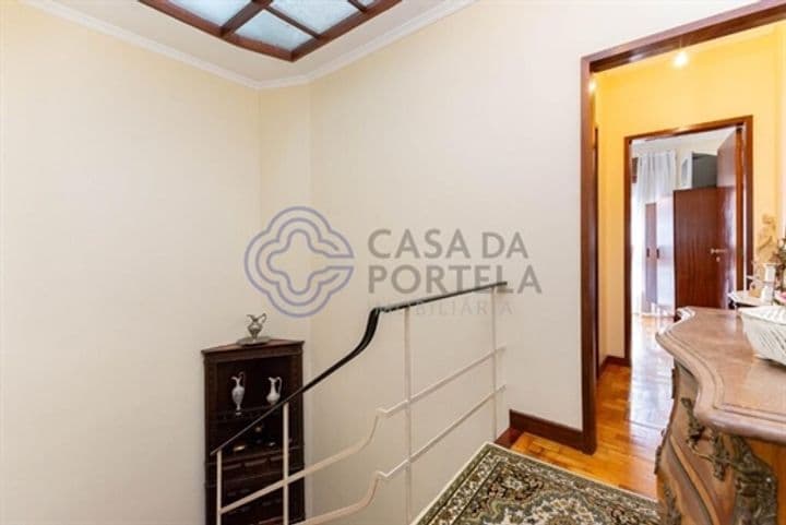 House for sale in Mafamude, Portugal - Image 11