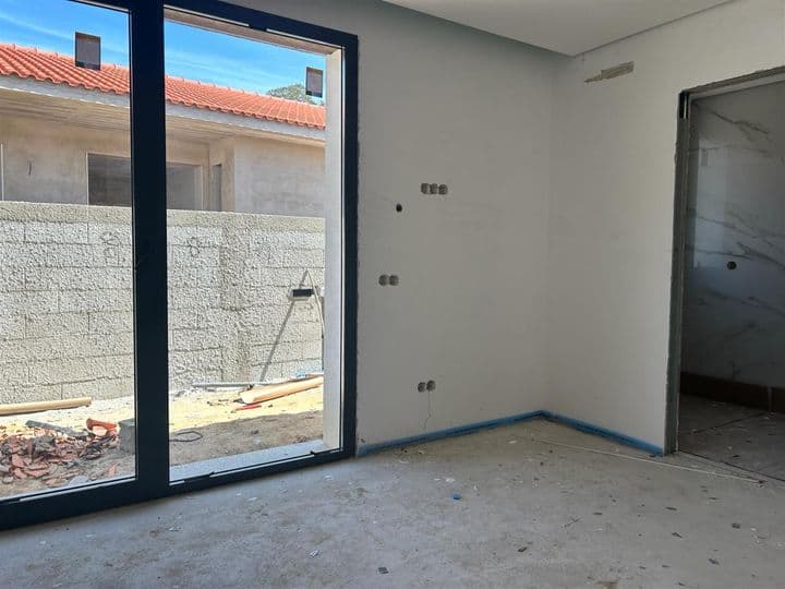 4 bedrooms house for sale in Milagres, Portugal - Image 6