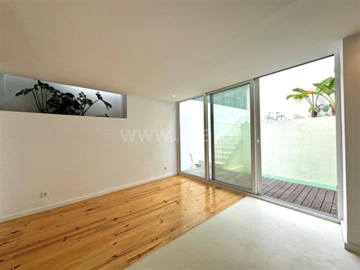 1 bedroom apartment for sale in Misericordia, Portugal - Image 12