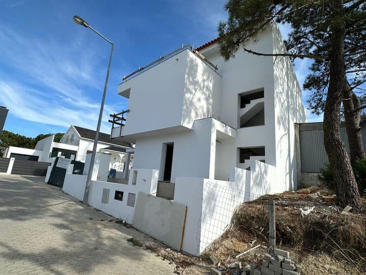 4 bedrooms house for sale in Charneca De Caparica, Portugal - Image 6