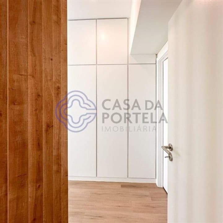 Apartment for sale in Ramalde, Portugal - Image 4