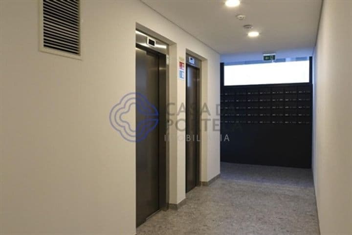 Apartment for sale in Mafamude, Portugal - Image 8