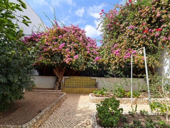 4 bedrooms house for sale in Portimao, Portugal - Image 3