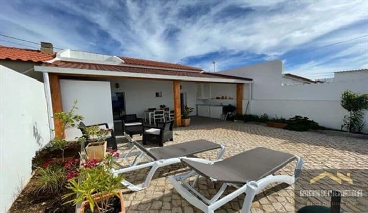 3 bedrooms house for sale in Praia da Luz, Portugal - Image 3