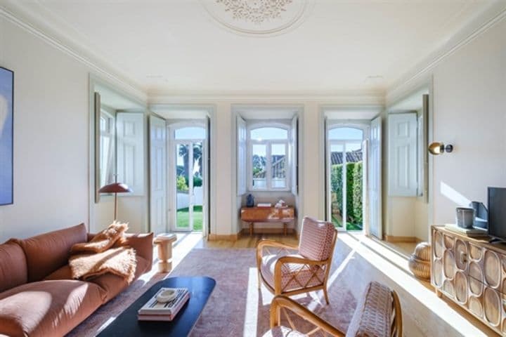 2 bedrooms apartment for sale in Cascais e Estoril, Portugal - Image 2