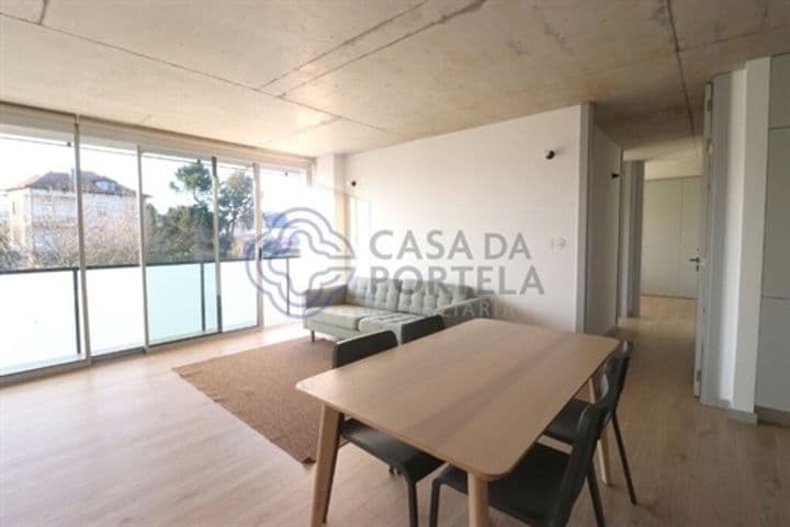 Apartment for sale in Oliveira Do Douro, Portugal - Image 5