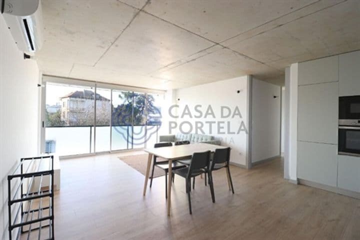 Apartment for sale in Oliveira Do Douro, Portugal - Image 4