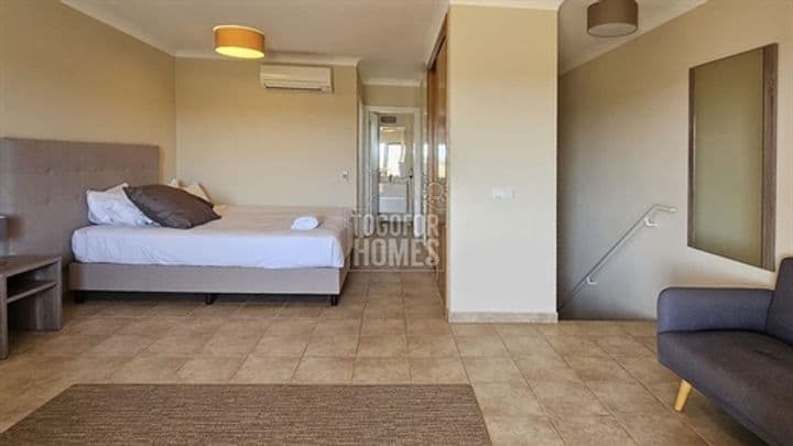 Apartment for sale in Lagoa e Carvoeiro, Portugal - Image 2