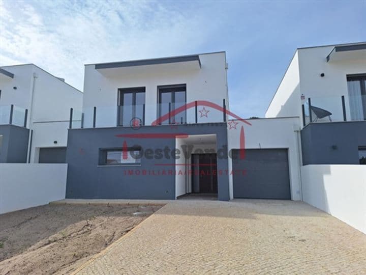 House for sale in Cadaval e Pero Moniz, Portugal - Image 2