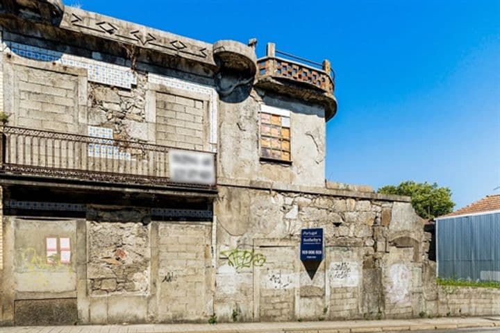 Building for sale in Campanha, Portugal - Image 4