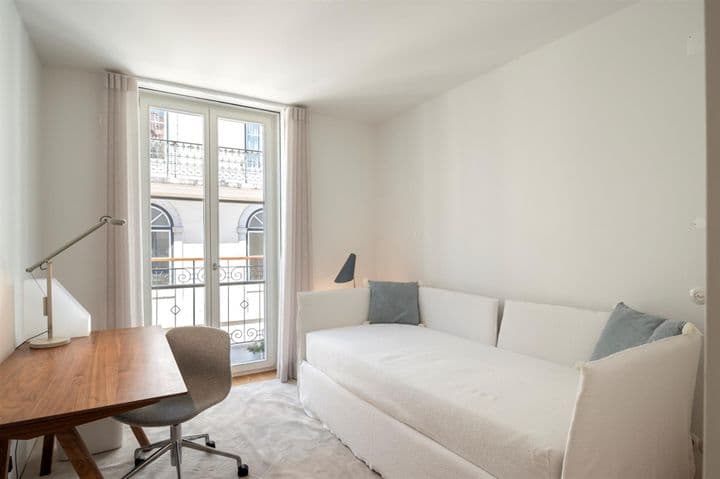 2 bedrooms apartment for sale in Chiado, Portugal - Image 2