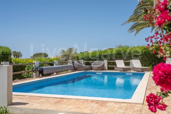 4 bedrooms house for sale in Praia da Luz, Portugal - Image 6