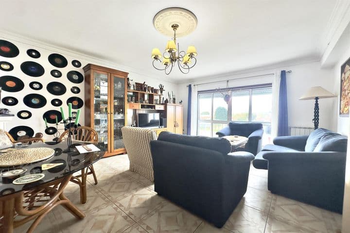 3 bedrooms apartment for sale in Marinha Grande, Portugal - Image 2