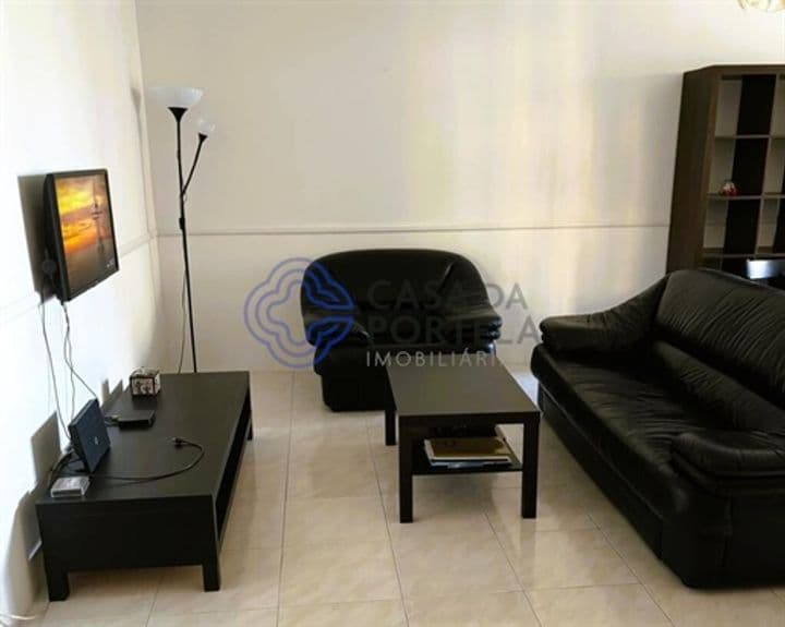 Apartment for sale in Algueirao-Mem Martins, Portugal - Image 3