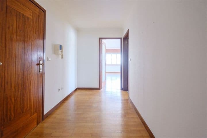 2 bedrooms apartment for sale in Castelo da Maia, Portugal - Image 9