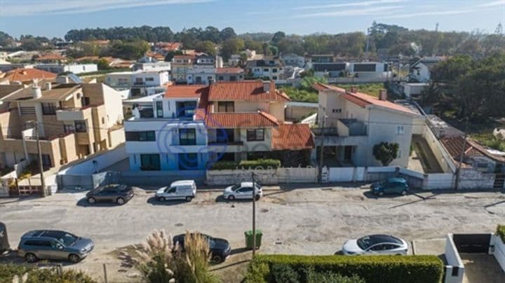 House for sale in Gulpilhares, Portugal