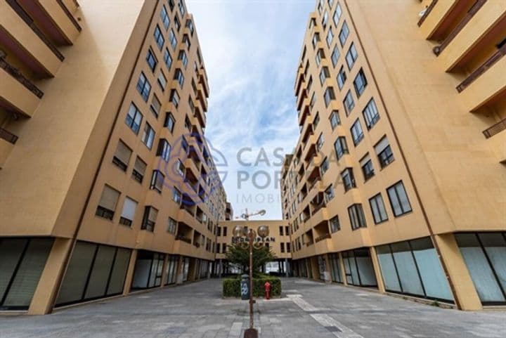 Apartment for sale in Matosinhos e Leca da Palmeira, Portugal - Image 3