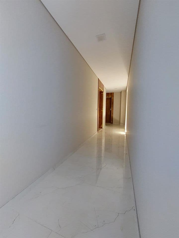 2 bedrooms apartment for sale in Santo Antonio, Portugal - Image 10