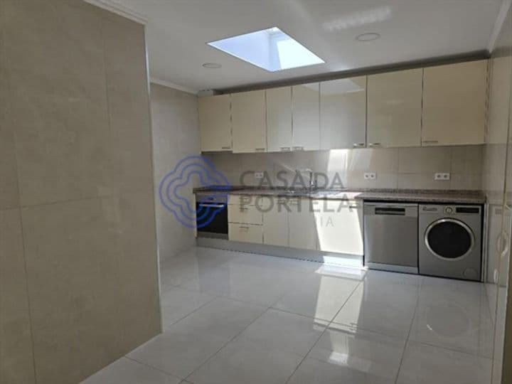 House for sale in Campanha, Portugal - Image 9