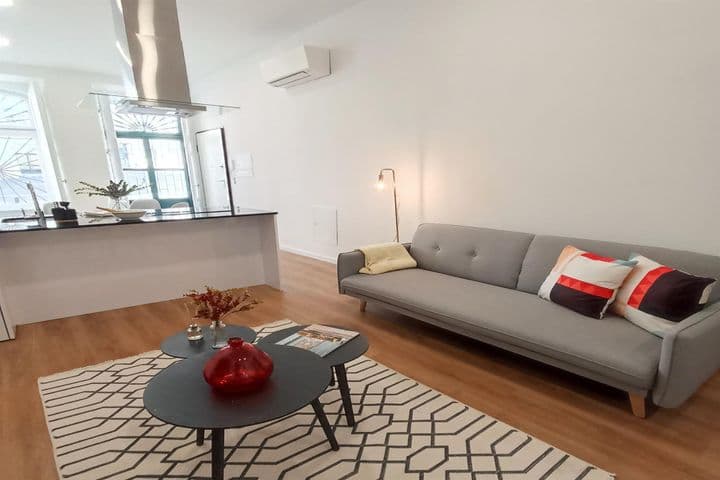 8 bedrooms apartment for sale in Sao Vicente de Fora, Portugal - Image 4