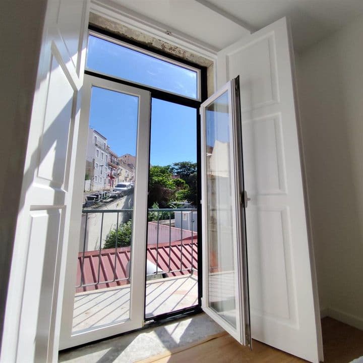 8 bedrooms apartment for sale in Sao Vicente de Fora, Portugal - Image 3