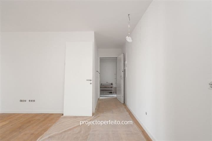 1 bedroom apartment for sale in Espinho, Portugal - Image 9