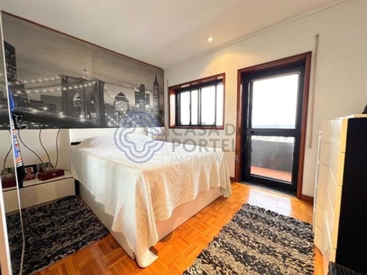 Apartment for sale in Bougado (Santiago), Portugal - Image 2