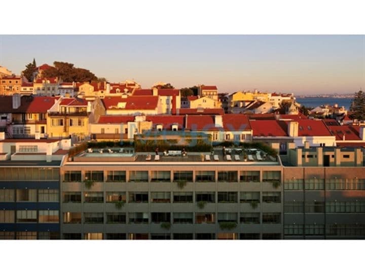 2 bedrooms apartment for sale in Estrela, Portugal - Image 4