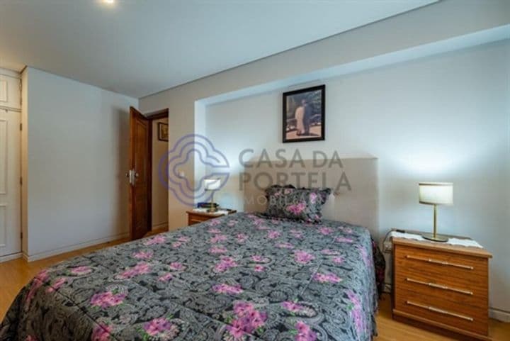 Apartment for sale in Baguim Do Monte (Rio Tinto), Portugal - Image 11