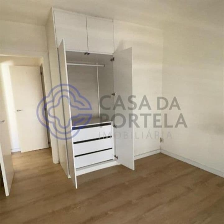 Apartment for sale in Vilar De Andorinho, Portugal - Image 8