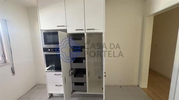 Apartment for sale in Vilar De Andorinho, Portugal - Image 5