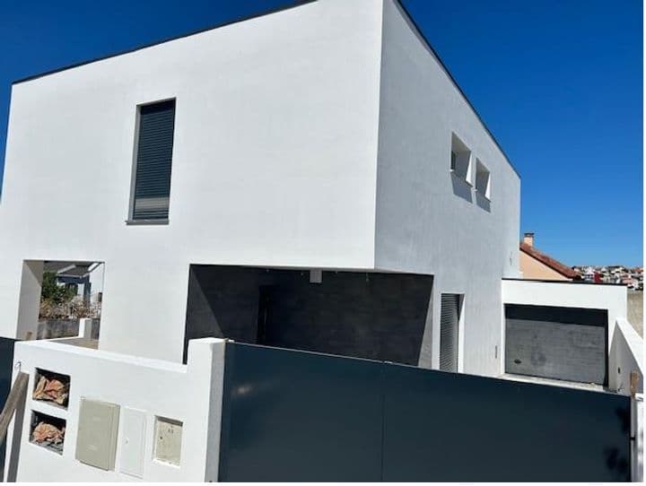 4 bedrooms house for sale in Caparica e Trafaria, Portugal - Image 7