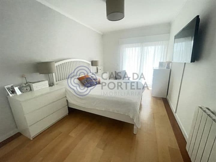 Apartment for sale in Pedroso, Portugal - Image 11