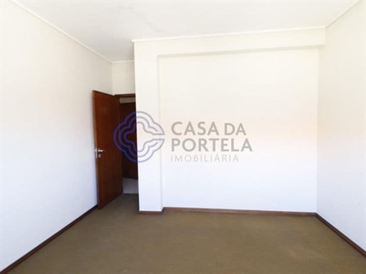 Building for sale in Espinho, Portugal - Image 3