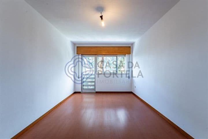 Apartment for sale in Vilar De Andorinho, Portugal - Image 2