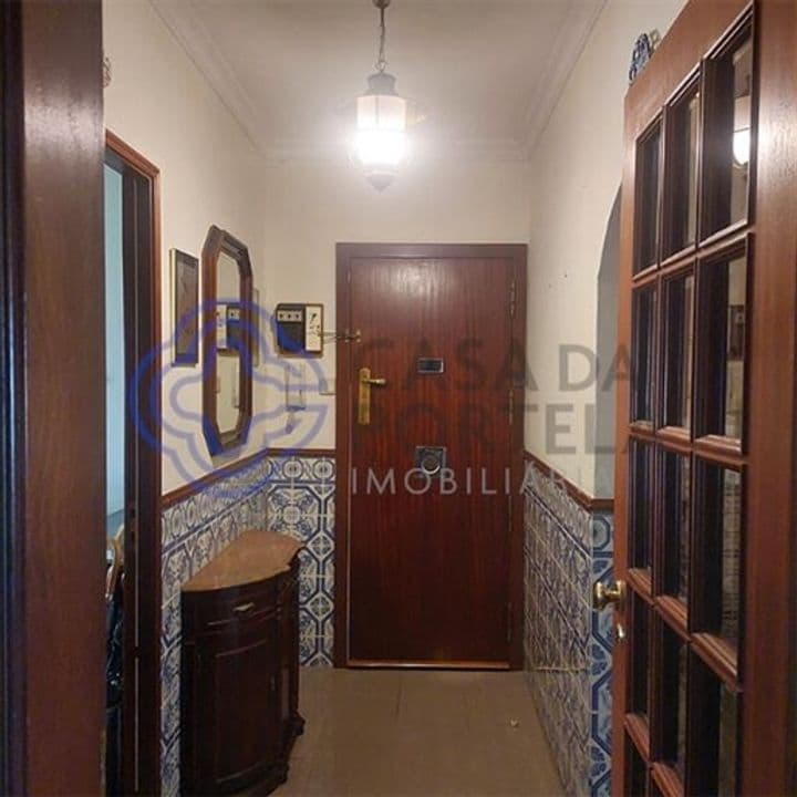 Apartment for sale in Santo Antonio dos Cavaleiros e Frielas, Portugal - Image 8