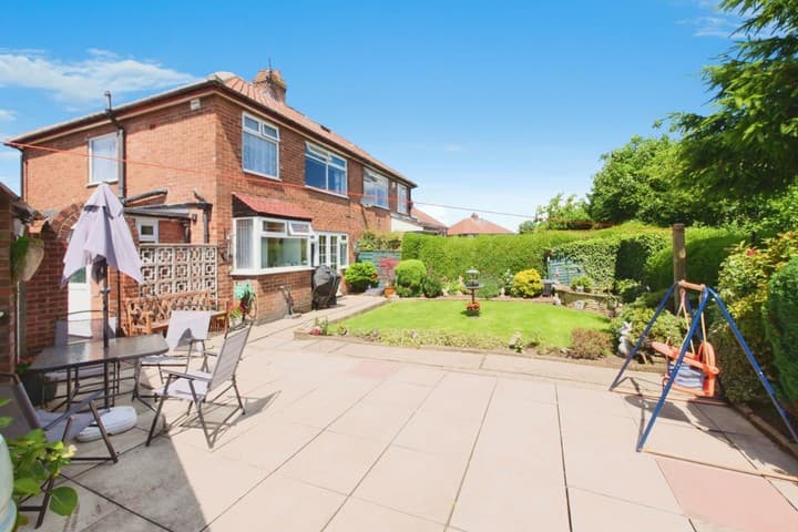 3 bedrooms house for sale in York, United Kingdom - Image 2