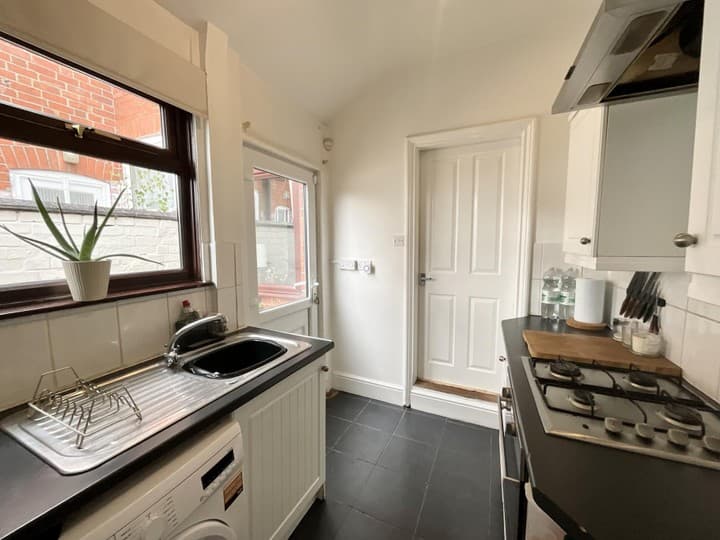 3 bedrooms house for sale in Nottingham, United Kingdom - Image 10