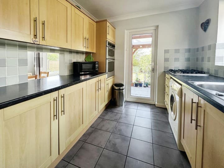 3 bedrooms house for sale in Waterlooville, United Kingdom - Image 8