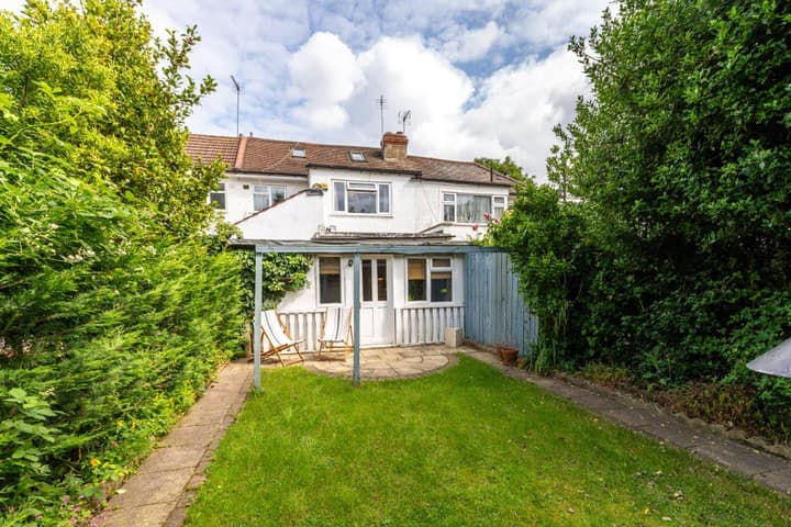 4 bedrooms house for sale in London, United Kingdom - Image 21