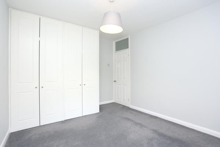 1 bedroom apartment for sale in Chislehurst, United Kingdom - Image 9